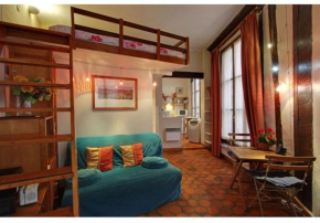 Studio convivial à Paris, 30 m² avec vue sur la ville